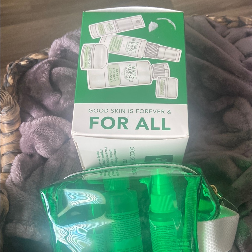 Mario Badescu Skincare Set